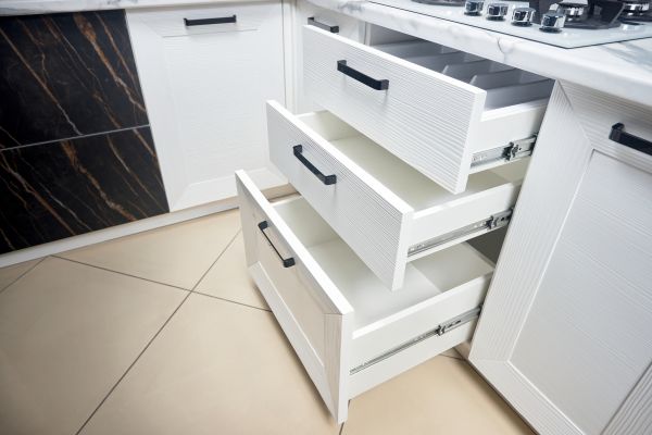 Kitchen Drawer Replacement in Elgin