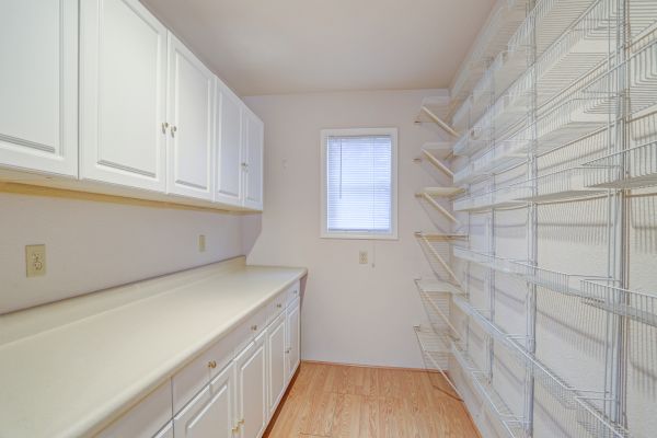 Pantry Repair in Elgin